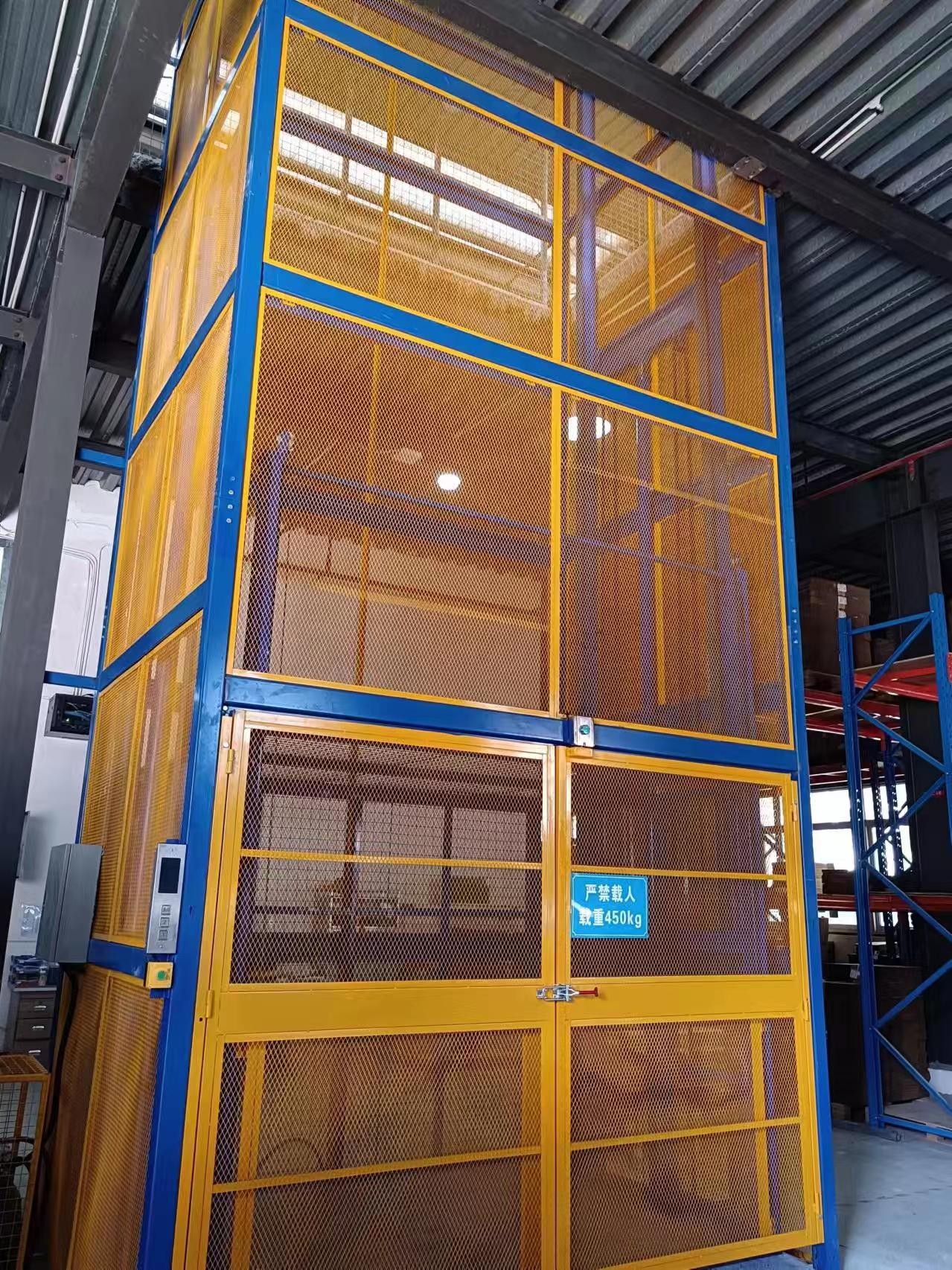 液压升降机货梯深圳惠州东莞_固定式液压升降平台货梯设计安装维修_厂房升降货梯漳州市如何安装